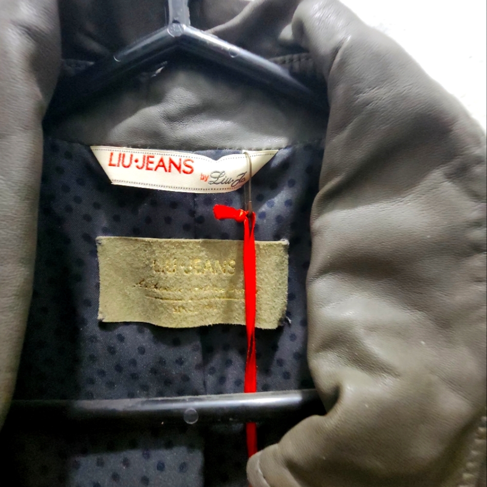 Leather Jacket - Picture 4 of 5